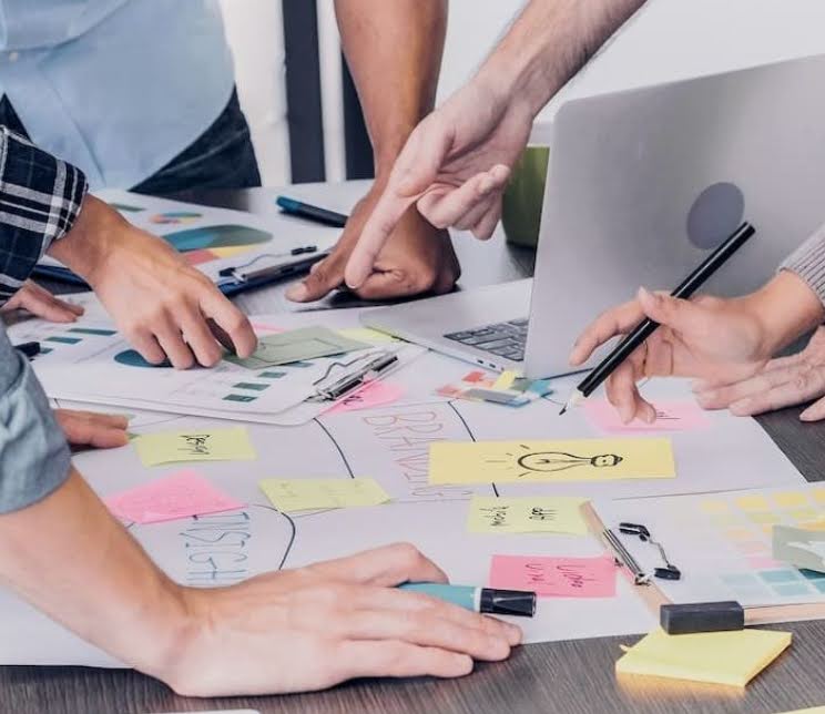 Generative AI Transforming Creativity in Business for 2025 1 Generative AI Transforming Creativity in Business for 2025 1
