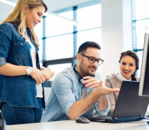 Outsourcing Software Development Onshore vs. Offshore vs. Nearshore 7 sruta