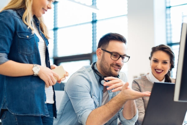 Outsourcing Software Development Onshore vs. Offshore vs. Nearshore 7 sruta