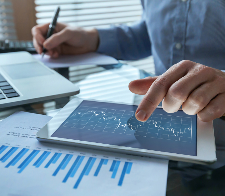 Data Mining vs Predictive Analytics for Business